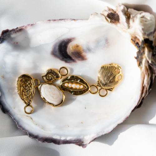 carina oyster shell mother of pearl gold