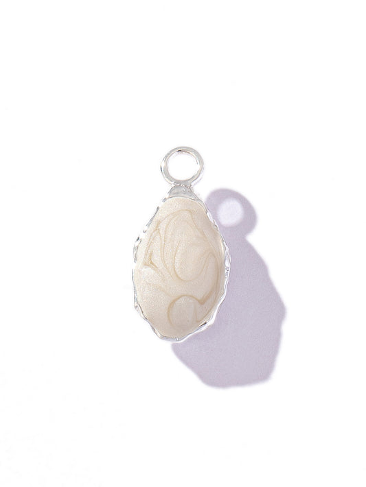 Carina Oyster Shell Mother of Pearl Silver