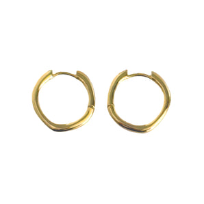 wavy hoops gold