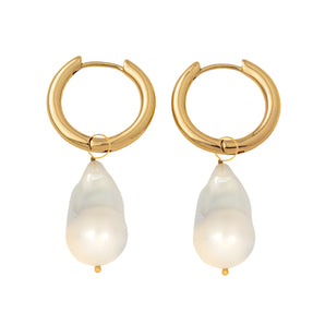 The baroque pearl earring stack