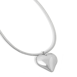 heart necklace