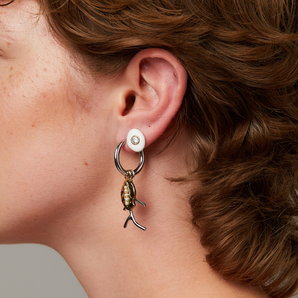 hero charm hoops midi silver