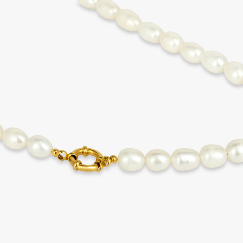 River 2025 pearls necklace
